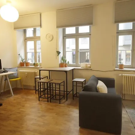 Nuvoom Workation, Highspeed Internet, Zentral In Der Dresdner Innenstadt Apartment *