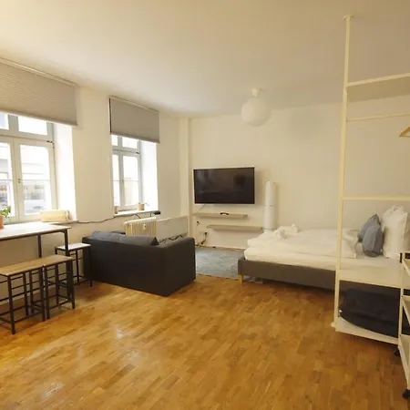 Apartment Nuvoom Workation, Highspeed Internet, Zentral In Der Dresdner Innenstadt