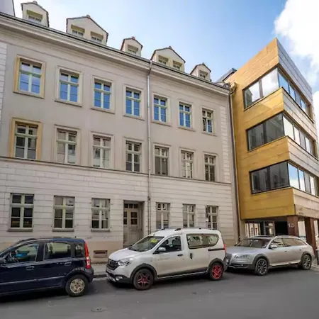Studio Apartment In Top Location Apartmán *